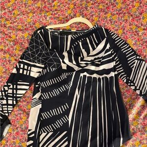 Porto Geometric Black and White Women's Top